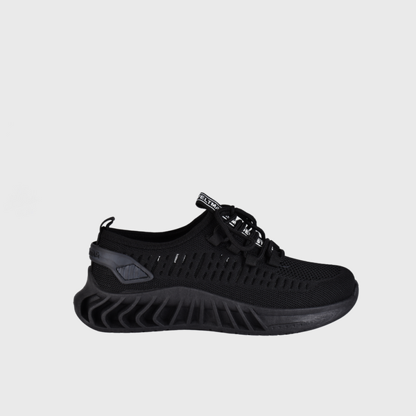 Contrast Lace Up Sneaker Black