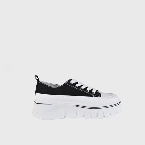 Black Fashionable Sneaker with Trims